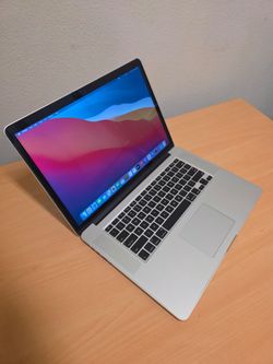 Apple MacBook Pro Laptop