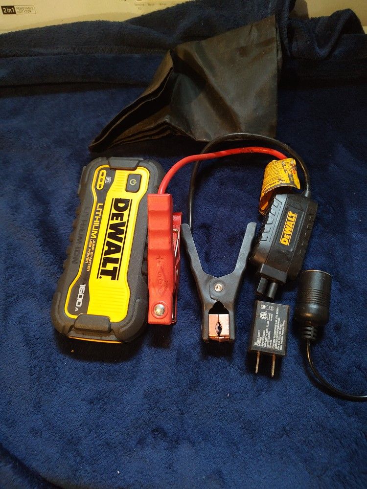 DeWalt Lithium Jump Starter