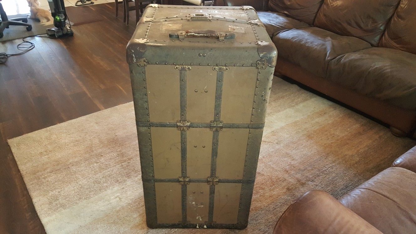 Antique Steamer Travel Wardrobe Trunk Home Decor / Movie Prop for