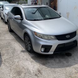 2011 Kia Forte Coupe 