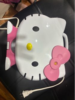 Hello kitty waffle maker