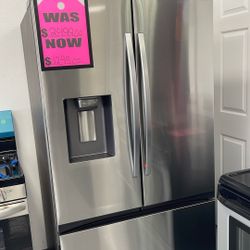 New Snatch And Dent Samsung 27 Cu Ft French Door Fridge. 1 Year Manufacturing Warranty 
