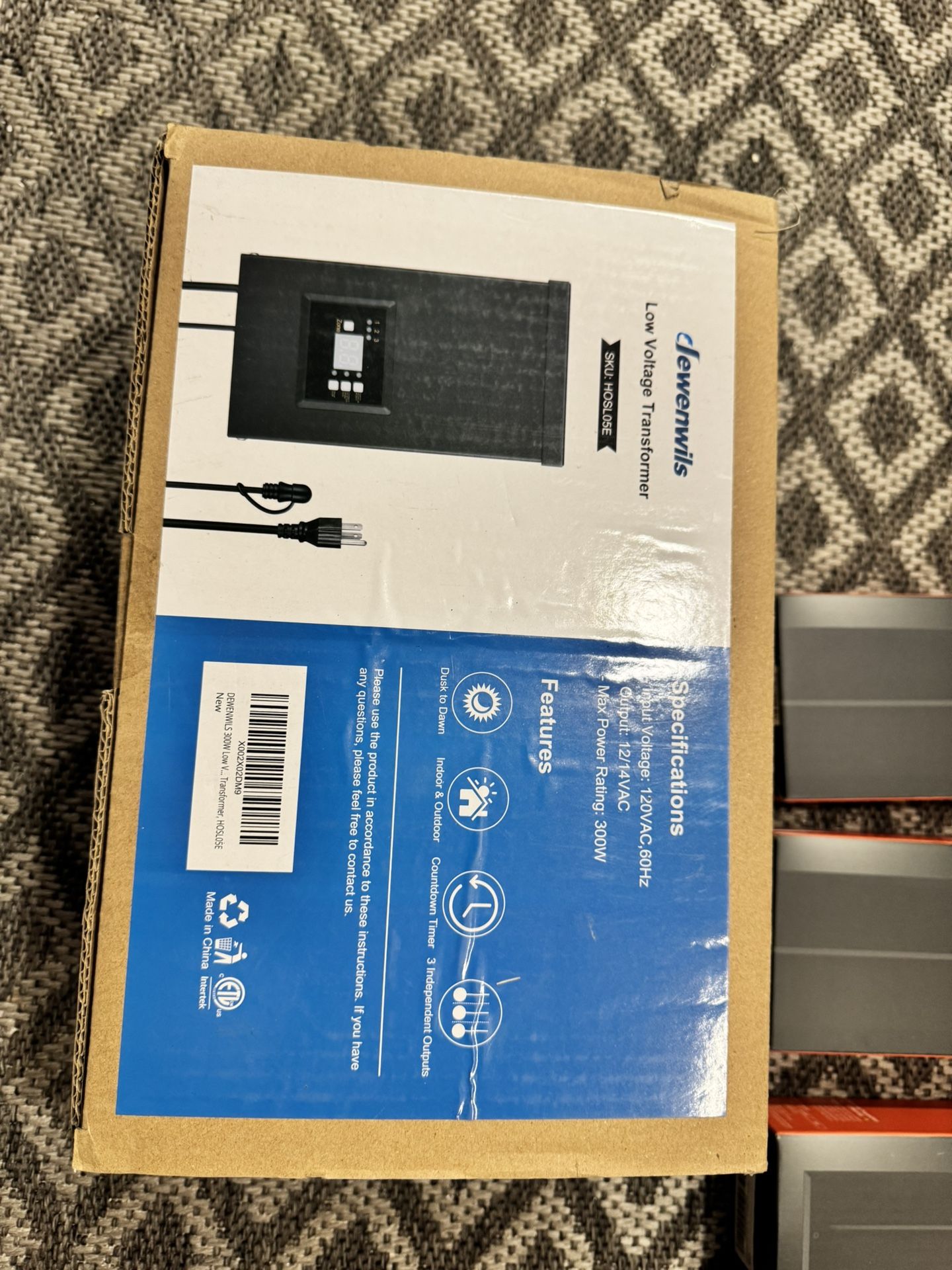 Low Voltage Lights And Transformer - New In Box