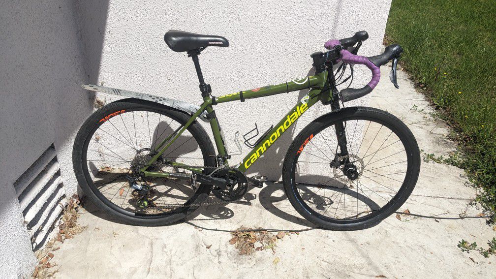 2017 Cannondale Slate Size Medium w/ Spare Wheel sets, Tires And More