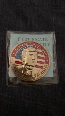 Signature Donald Trump coin