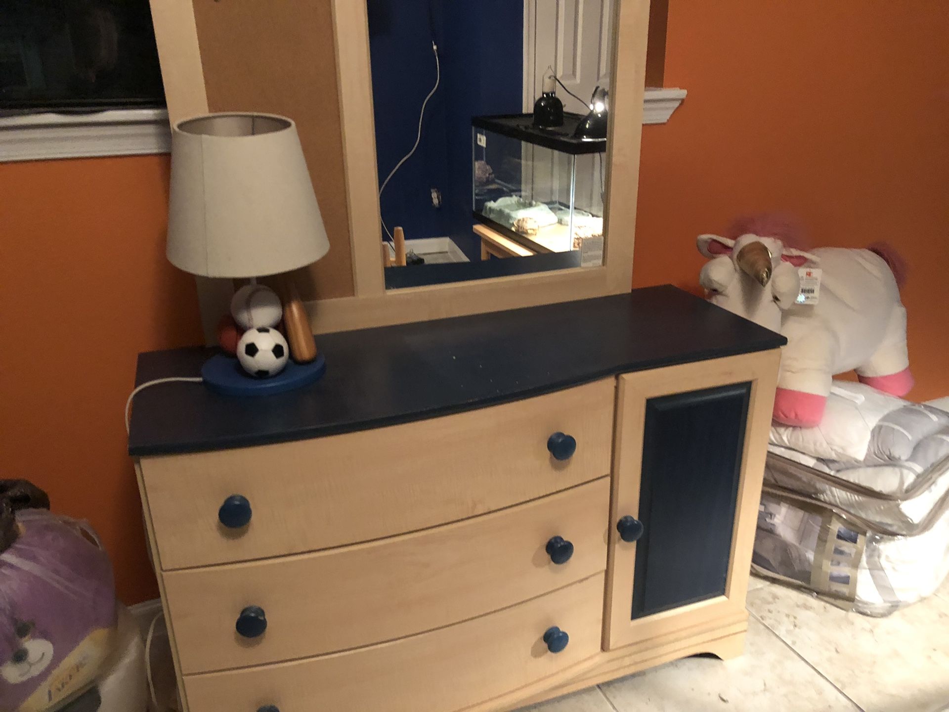 Kids dresser