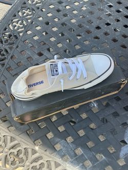 Brand New Converse - Women's Chuck Taylor All Star Slip on - Cloud Gray - US 8