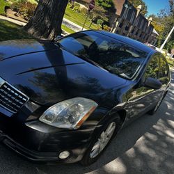 2004 Nissan Maxima