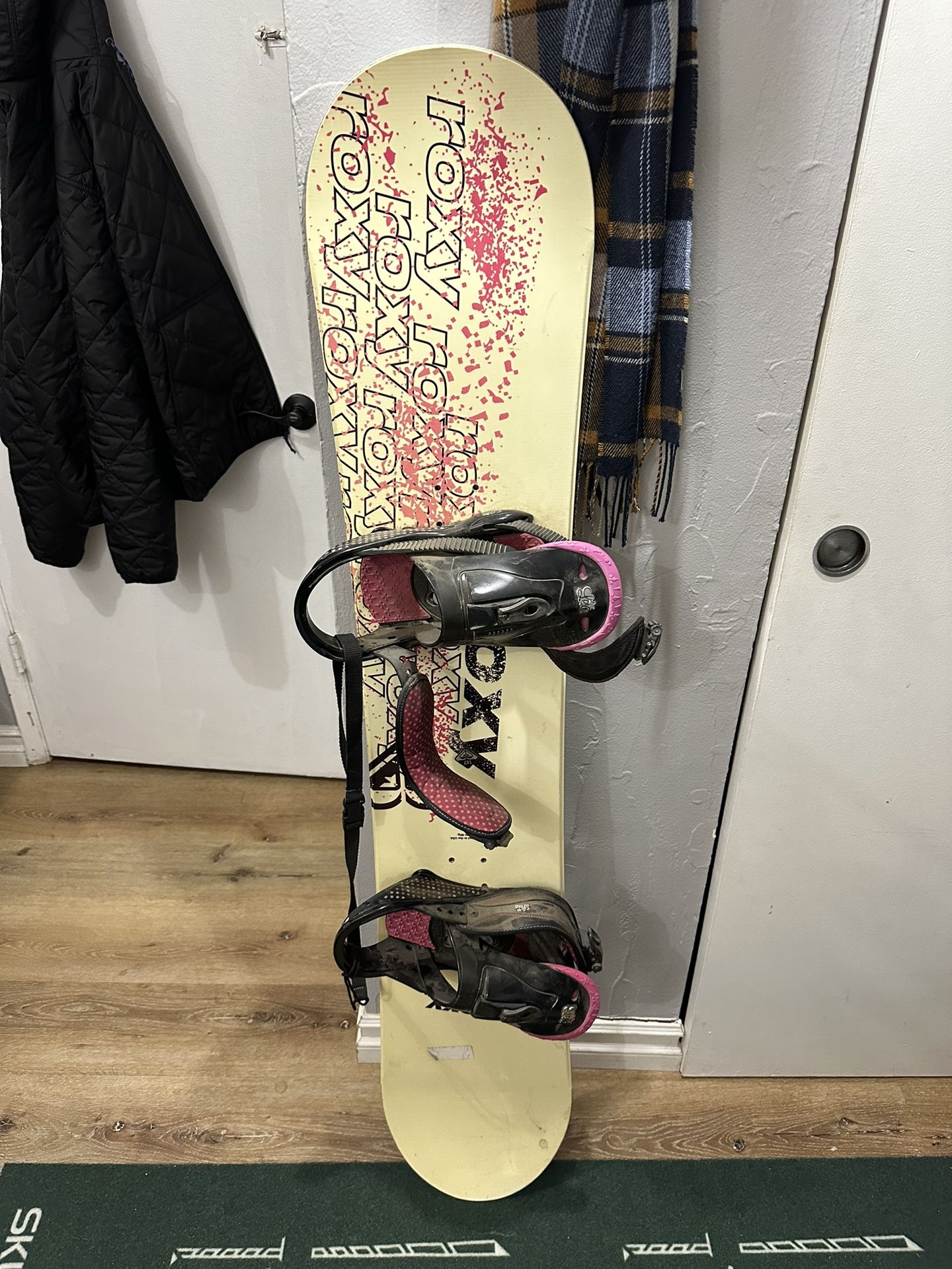 Woman Roxy Snowboard