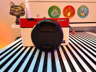 Sony RX100 VII with accessories