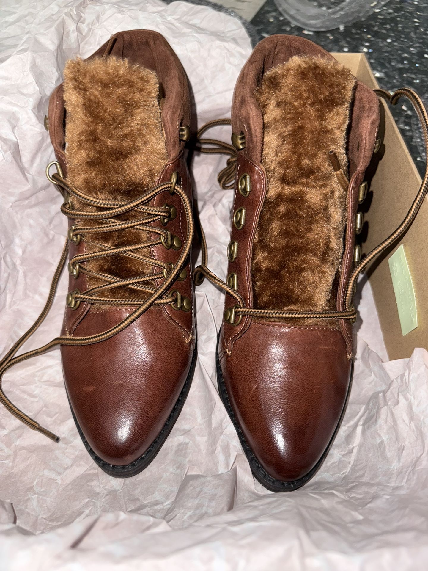 Johnston & Murphy Bianca boots in Brown Burnished Glove leather