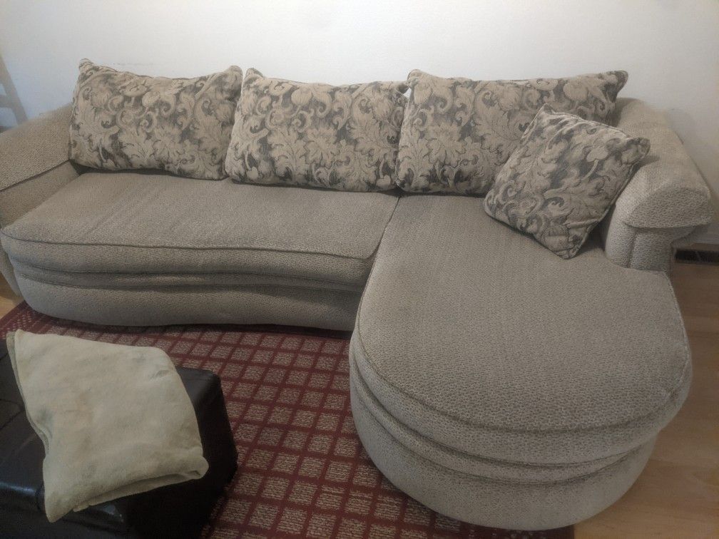 LShaped Sofa / Sectional Couch for Sale in Kirkland, WA OfferUp