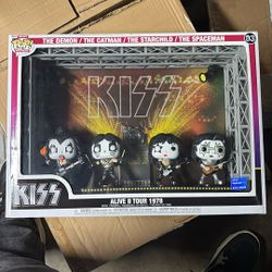 KISS alive 2 tour 1978 vinyl figures