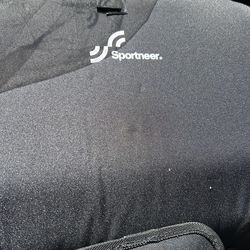 2 new Sportneer padded stadium seats