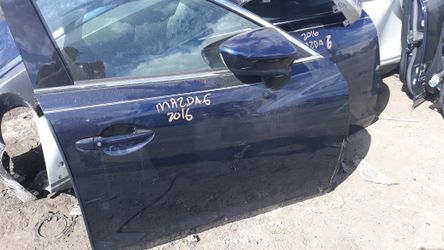2016 Mazda 6 doors and bumper