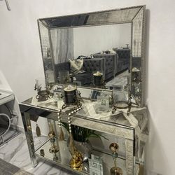 Table With Mirror 