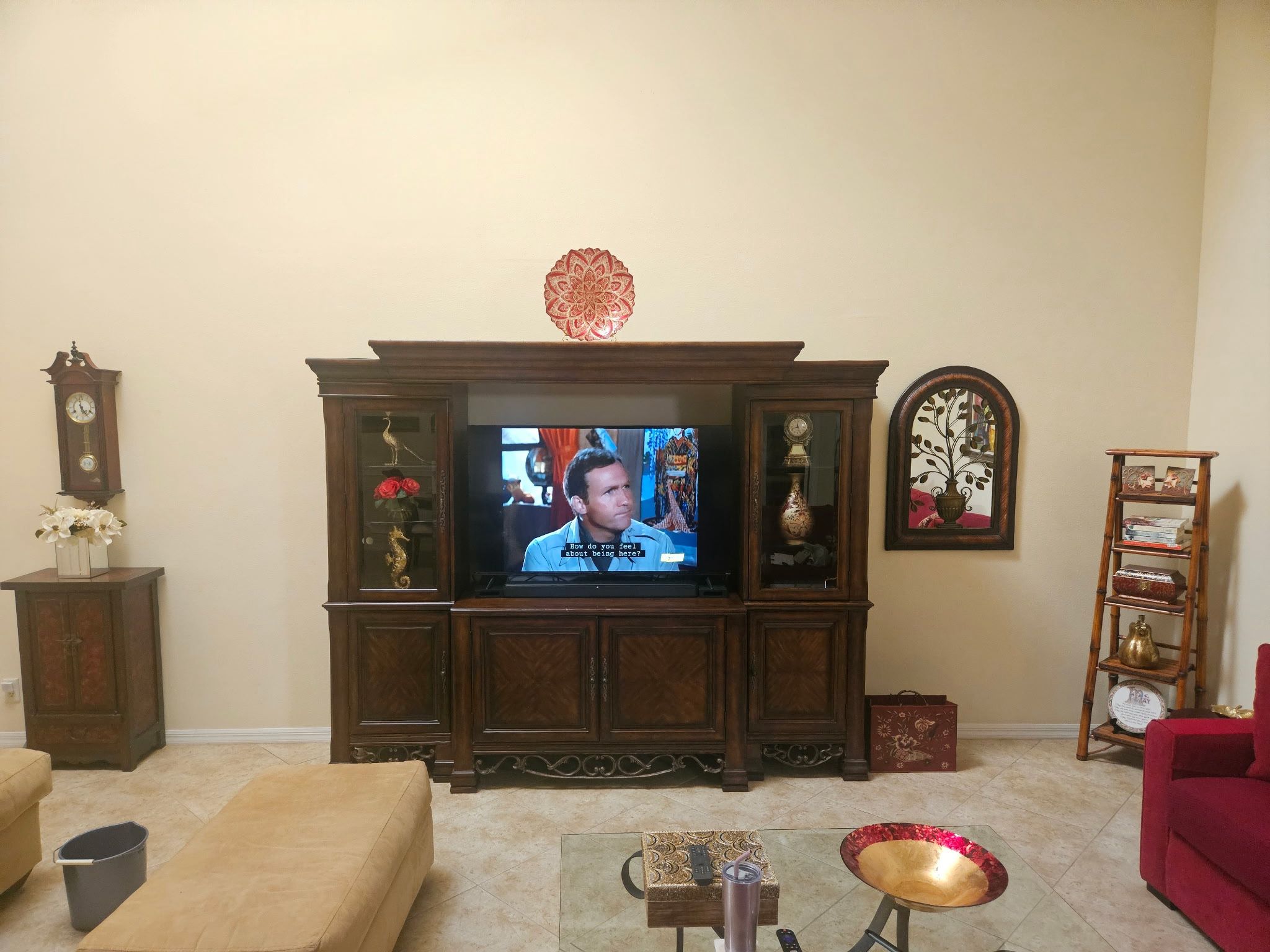 TV UNIT