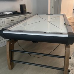 Air Hockey Table