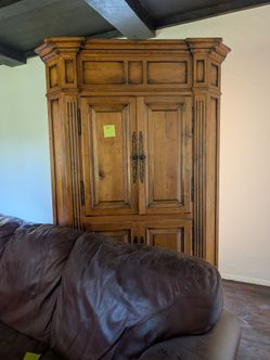 Large corner curio cabinet /tv cabinet rustic and style