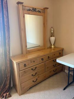 Dresser in good condition
