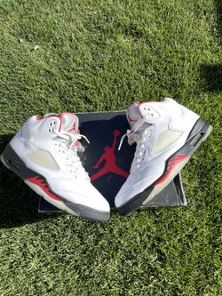 Nike Air Jordan 5 Fire Red