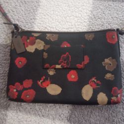2 Handbags Women Like New Both For $99 Original