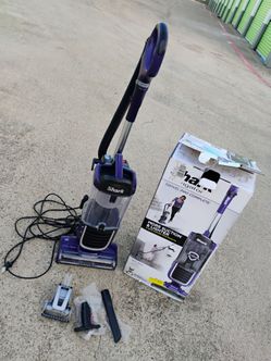 Shark Navigator Swivel Pro Upright Vacuum NV150 Lift-Away Corded Bagless Carpet/Hard Floor