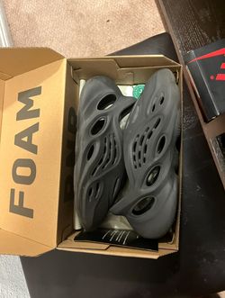 Yeezy Foam Runners