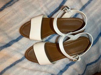 Cushionaire White Ankle Strap Sandals