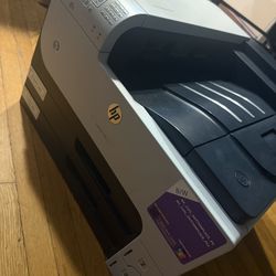 HP LaserJet Enterprise M712