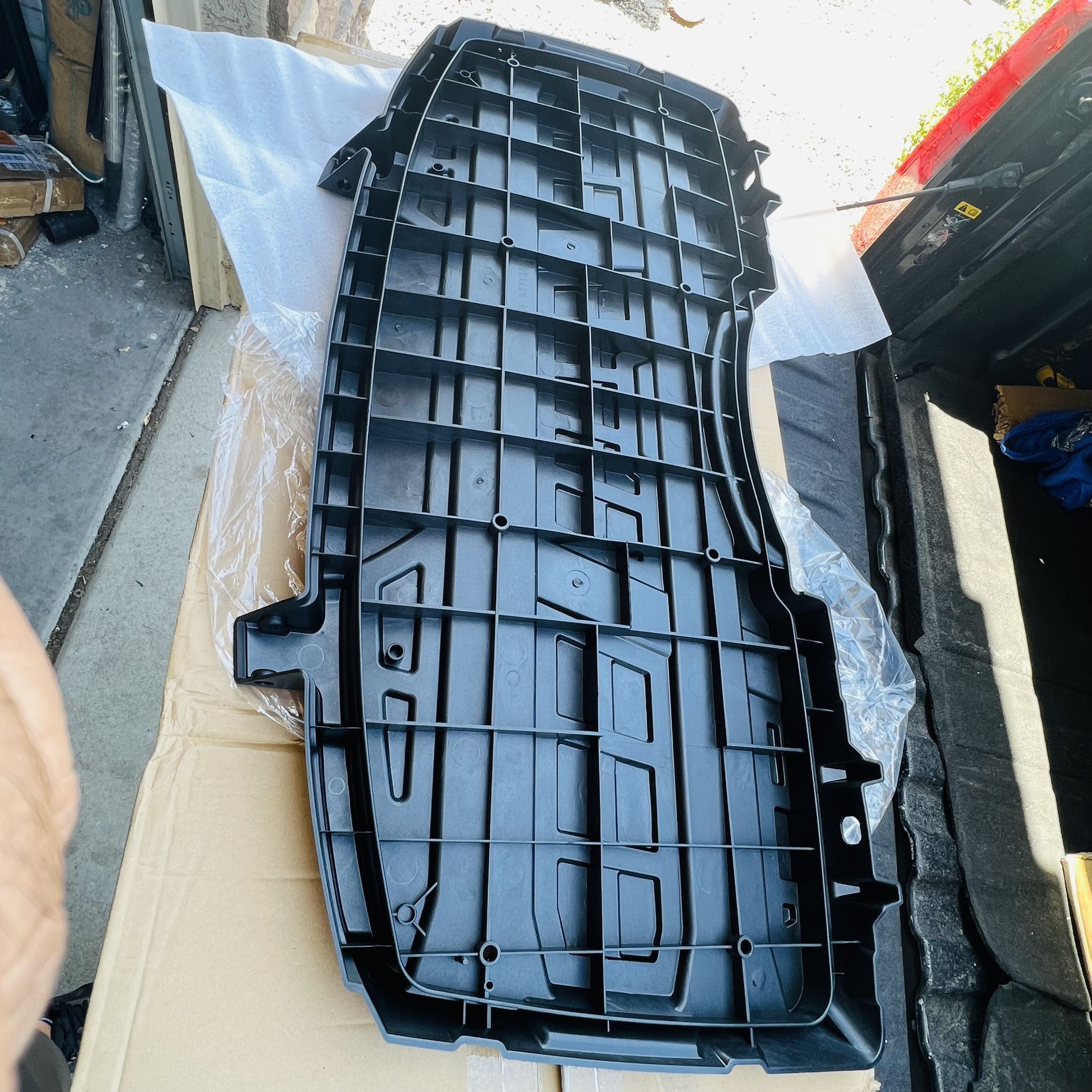 Polaris ATV Front Service Cover Assembly, Genuine OEM Part (contact info  removed), Qty for Sale in Glendale, AZ OfferUp