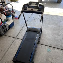 Xterra Treadmill TR200 for Sale in Berenda CA OfferUp