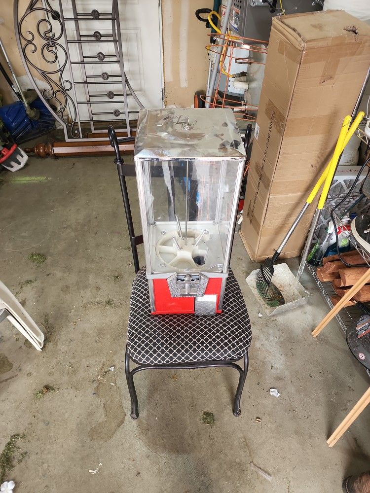 Toy Vending Machine