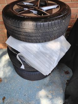 Set of words and tires for Hyundai Tucson SEL
