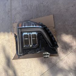 2022-2025 GMC Sierra 1500 LED Headlight Left/Driver side