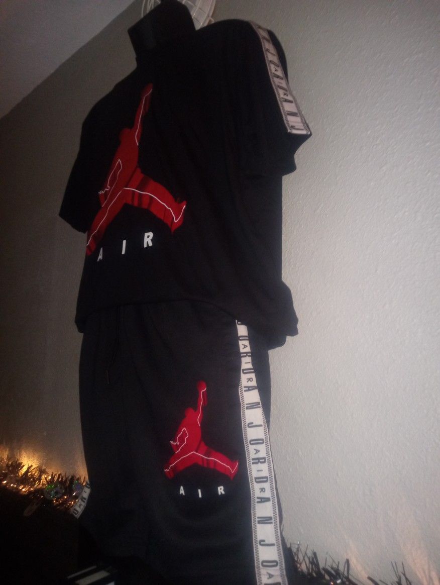 Jordan Short Set. Size LG. New. Winter Sale On All Summer Clothes. Check Us Out
