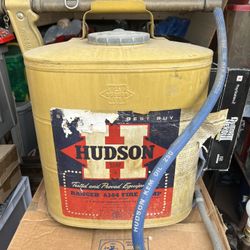 Hudson Fire Pump Ranger NOS