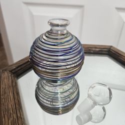 Vintage art Glass Perfume Bottle Iridescent Thread Glass With Bottle Stopper. 