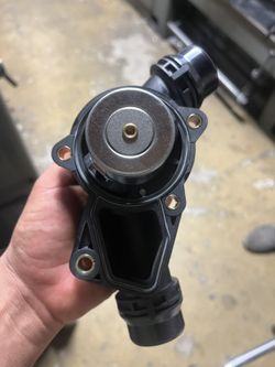 BMW Thermostat