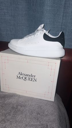 Alexander McQueen 