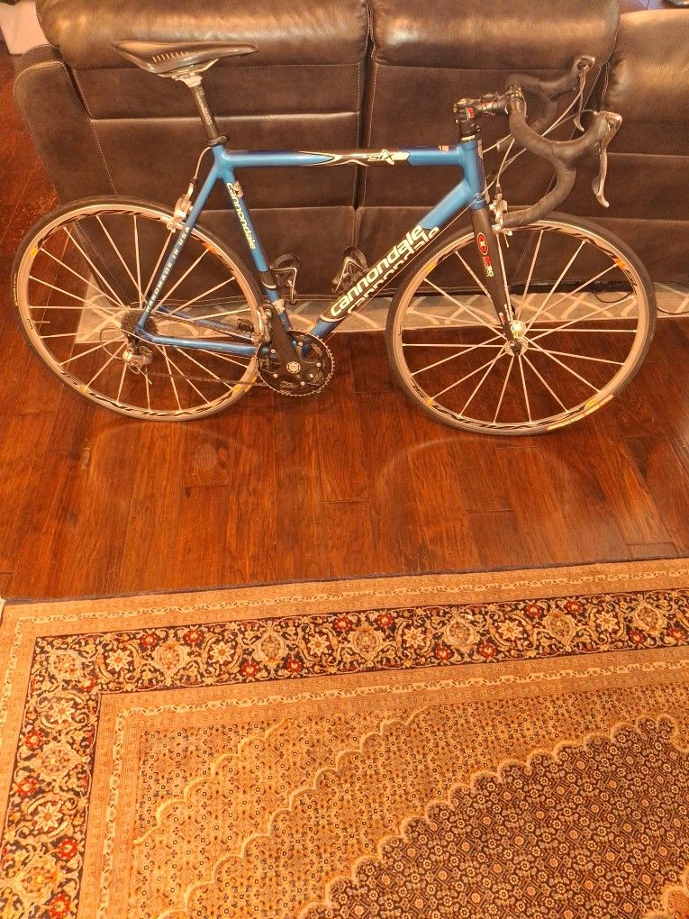 Cannondale Six13 54cm Road Bike