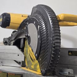 Sierra Dewalt De 12 Electrica