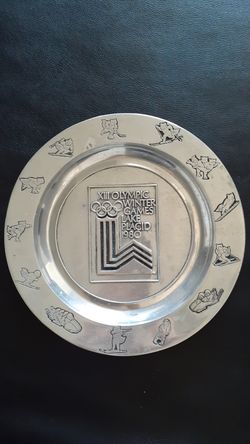 VINTAGE, Xlll OLYMPIC WINTER GAMES LAKE PLACID PEWTER PLATE. 