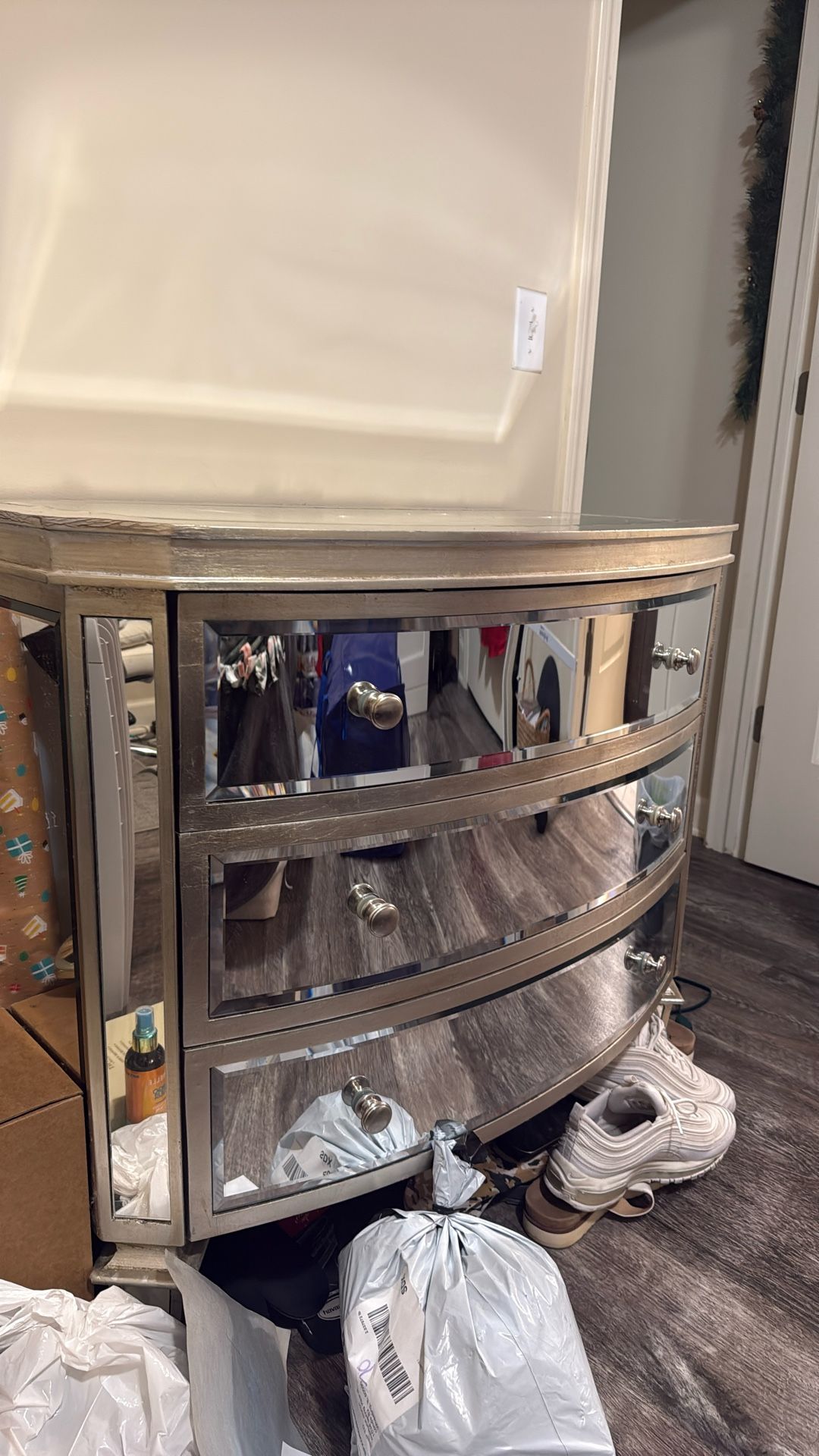 Mirror Drawer Chest