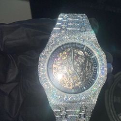 Moissanite AP / Shipping Available