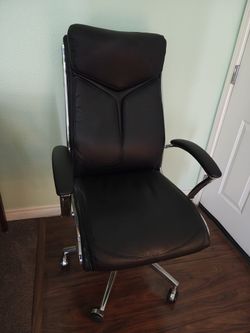 Black Office Chair