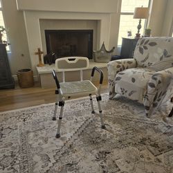 New Adjustible Shower Chair 