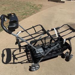 baby trend stroller/ car seat wagon