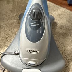 Shark Garment Steamer 