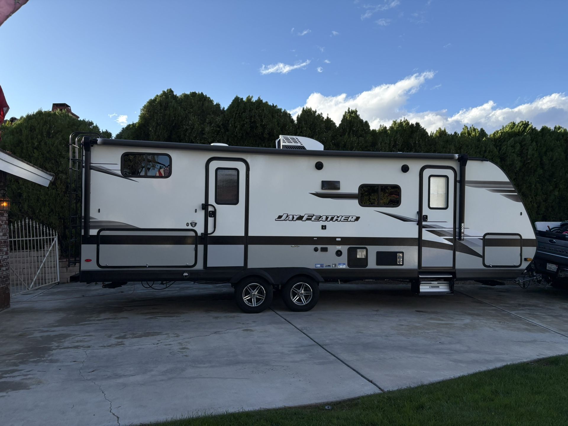 2022 Jayco Jay Feather